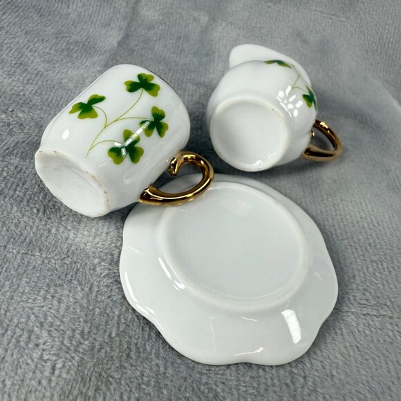 Shamrock Clover Pattern MINIATURE Creamer Cup & Saucer Set Gold Tone Trim - Picture 3 of 16